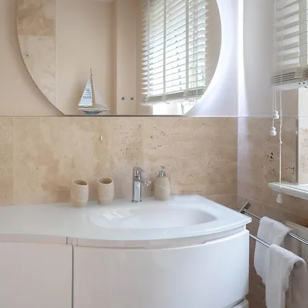 To Huus ווסטרלנד